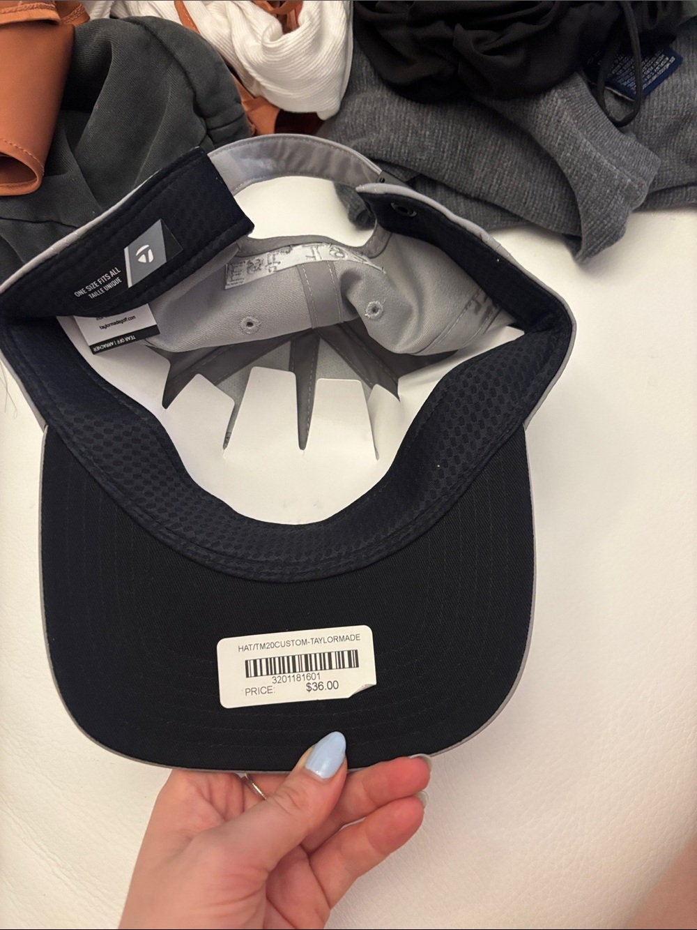 TaylorMade Black and Gray Golf Visor - Picture 2 of 2